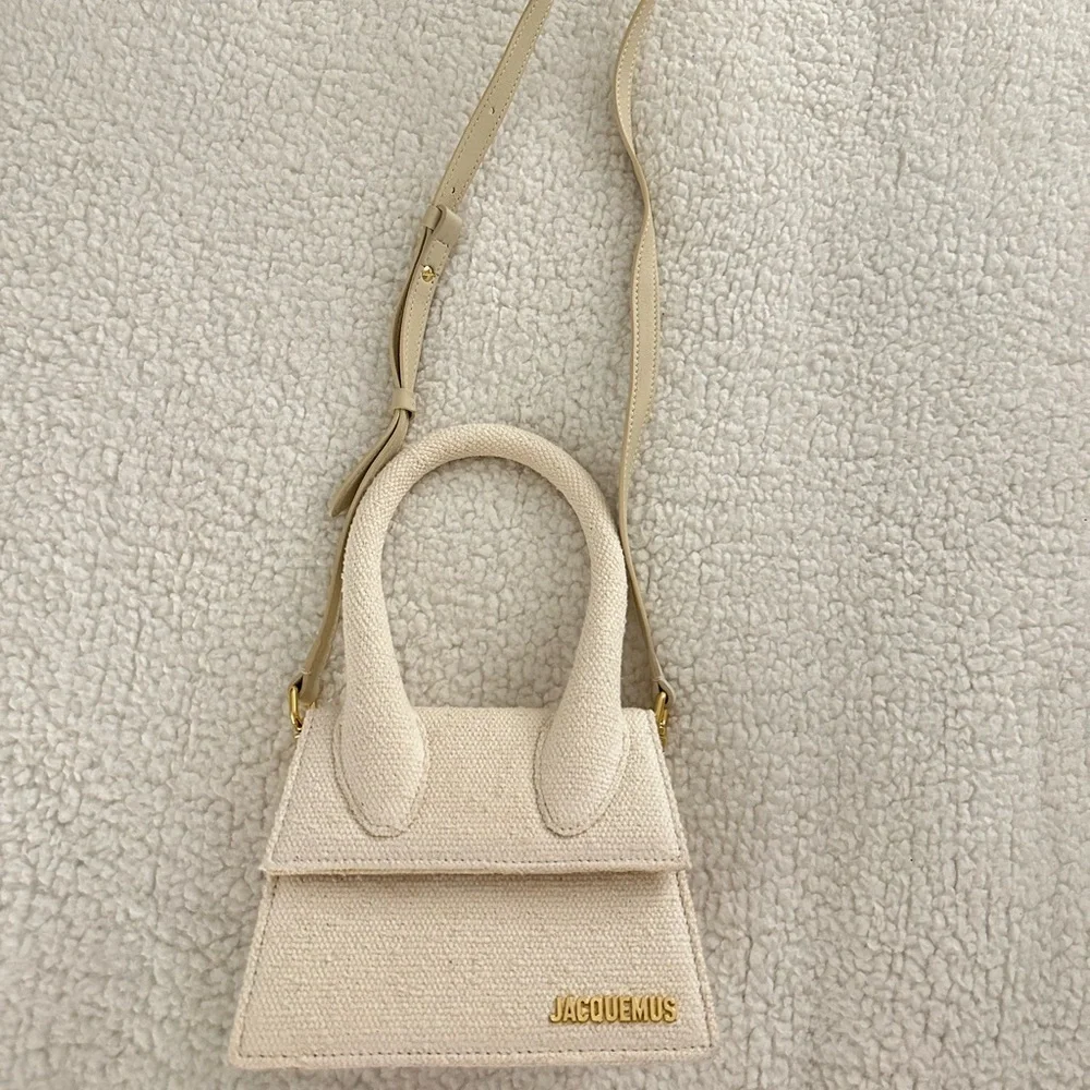JACQUEMUS Chiquito Medium – Light Greige - Picture 10 of 14